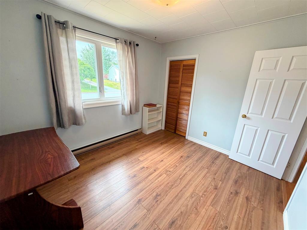 20 PRINCE STREET, CLARENVILLE, Newfoundland, Canada A5A 1W3, ,2 BathroomsBathrooms,Residential,For Sale,PRINCE STREET,6456