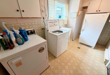 20 PRINCE STREET, CLARENVILLE, Newfoundland, Canada A5A 1W3, ,2 BathroomsBathrooms,Residential,For Sale,PRINCE STREET,6456 20 PRINCE STREET, CLARENVILLE, Newfoundland, Canada A5A 1W3, ,2 BathroomsBathrooms,Residential,For Sale,PRINCE STREET,6456