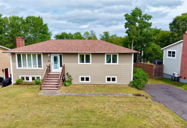 20 PRINCE STREET, CLARENVILLE, Newfoundland, Canada A5A 1W3, ,2 BathroomsBathrooms,Residential,For Sale,PRINCE STREET,6456 20 PRINCE STREET, CLARENVILLE, Newfoundland, Canada A5A 1W3, ,2 BathroomsBathrooms,Residential,For Sale,PRINCE STREET,6456
