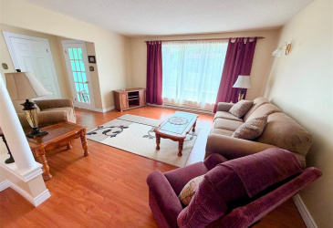 20 PRINCE STREET, CLARENVILLE, Newfoundland, Canada A5A 1W3, ,2 BathroomsBathrooms,Residential,For Sale,PRINCE STREET,6456 20 PRINCE STREET, CLARENVILLE, Newfoundland, Canada A5A 1W3, ,2 BathroomsBathrooms,Residential,For Sale,PRINCE STREET,6456