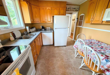 20 PRINCE STREET, CLARENVILLE, Newfoundland, Canada A5A 1W3, ,2 BathroomsBathrooms,Residential,For Sale,PRINCE STREET,6456 20 PRINCE STREET, CLARENVILLE, Newfoundland, Canada A5A 1W3, ,2 BathroomsBathrooms,Residential,For Sale,PRINCE STREET,6456