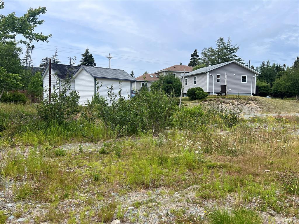 2 EMERALDVILLE EXTENSION, MAKINSONS, Newfoundland, Canada A0A 2X0, ,1 BathroomBathrooms,Residential,For Sale,EMERALDVILLE EXTENSION,6457