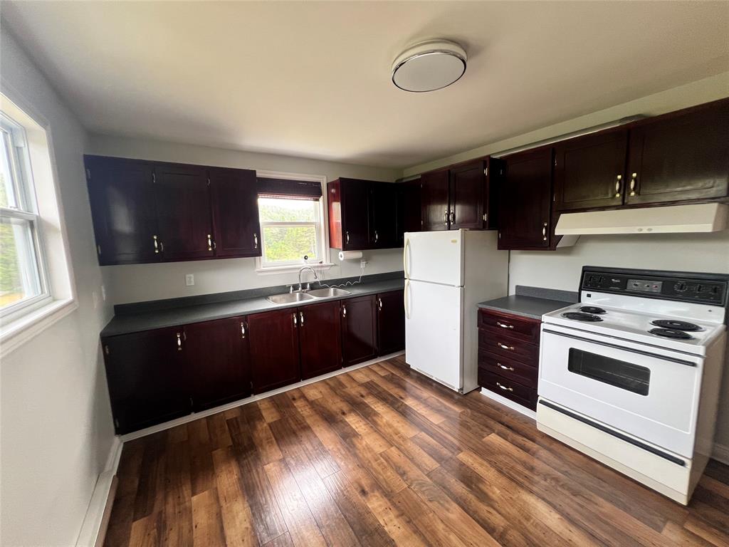 2 EMERALDVILLE EXTENSION, MAKINSONS, Newfoundland, Canada A0A 2X0, ,1 BathroomBathrooms,Residential,For Sale,EMERALDVILLE EXTENSION,6457