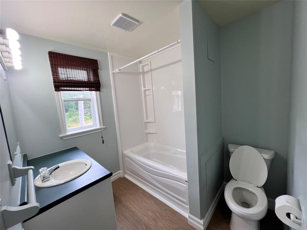 2 EMERALDVILLE EXTENSION, MAKINSONS, Newfoundland, Canada A0A 2X0, ,1 BathroomBathrooms,Residential,For Sale,EMERALDVILLE EXTENSION,6457