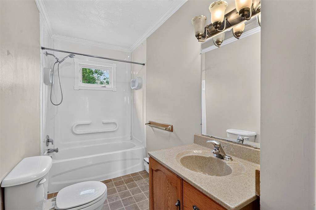 253 WATER STREET, BAY ROBERTS, Newfoundland, Canada A0A 1G0, ,1 BathroomBathrooms,Residential,For Sale,WATER STREET,6458