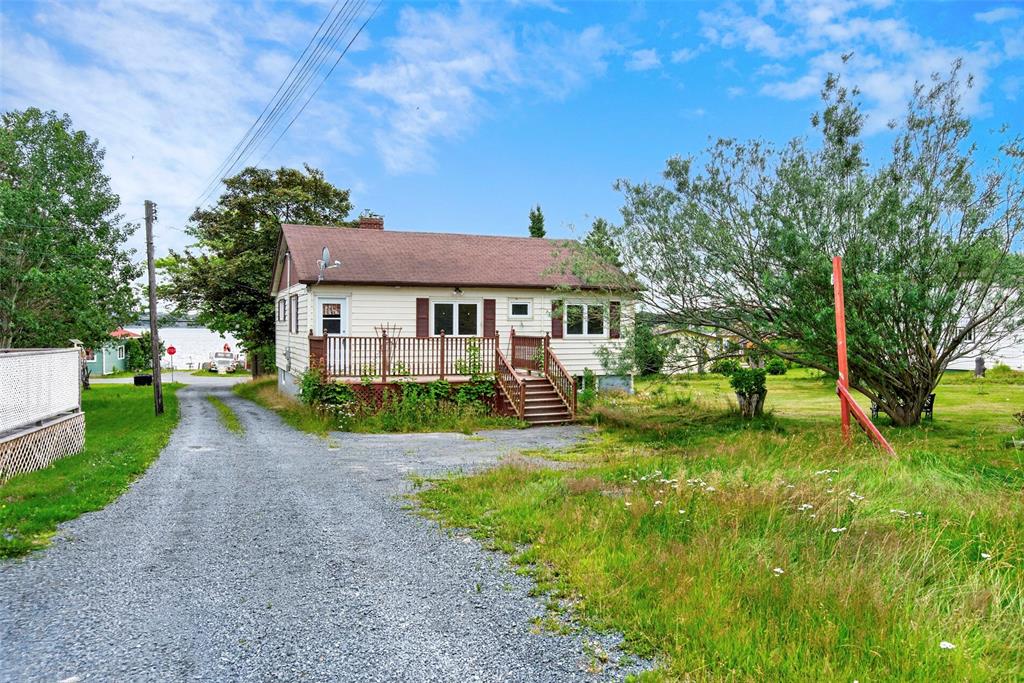 253 WATER STREET, BAY ROBERTS, Newfoundland, Canada A0A 1G0, ,1 BathroomBathrooms,Residential,For Sale,WATER STREET,6458