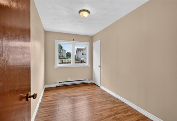 253 WATER STREET, BAY ROBERTS, Newfoundland, Canada A0A 1G0, ,1 BathroomBathrooms,Residential,For Sale,WATER STREET,6458 253 WATER STREET, BAY ROBERTS, Newfoundland, Canada A0A 1G0, ,1 BathroomBathrooms,Residential,For Sale,WATER STREET,6458