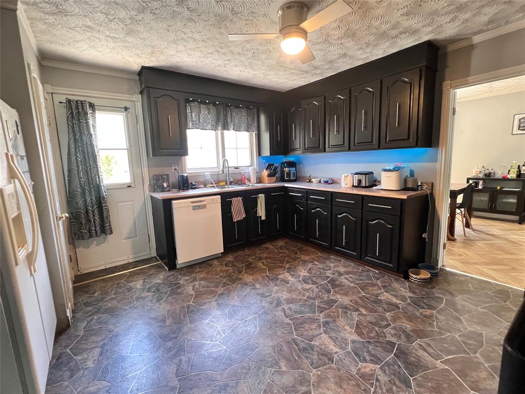 181 SHEARSTOWN ROAD, BAY ROBERTS, Newfoundland, Canada A0A 1V0, ,1 BathroomBathrooms,Residential,For Sale,SHEARSTOWN ROAD,6476