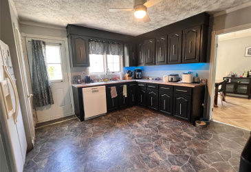 181 SHEARSTOWN ROAD, BAY ROBERTS, Newfoundland, Canada A0A 1V0, ,1 BathroomBathrooms,Residential,For Sale,SHEARSTOWN ROAD,6476