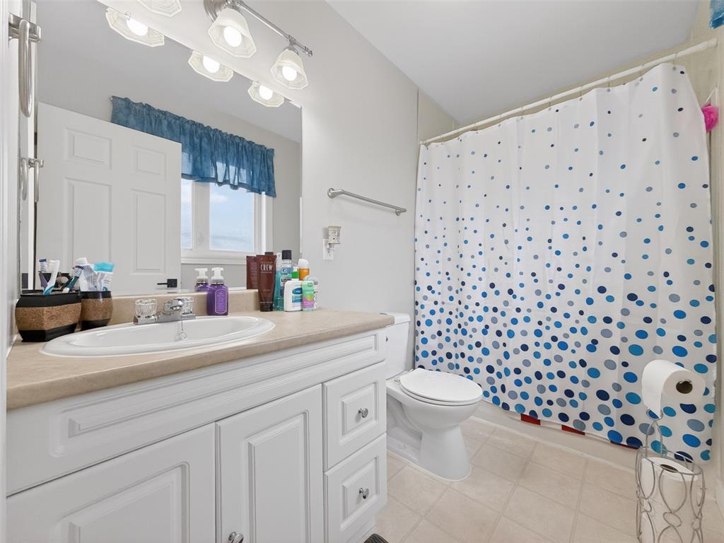 11 CREWE PLACE, CLARENVILLE, Newfoundland, Canada A5A 0A2, ,2 BathroomsBathrooms,Residential,Sale Pending,CREWE PLACE,6482