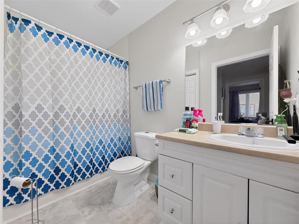 11 CREWE PLACE, CLARENVILLE, Newfoundland, Canada A5A 0A2, ,2 BathroomsBathrooms,Residential,Sale Pending,CREWE PLACE,6482