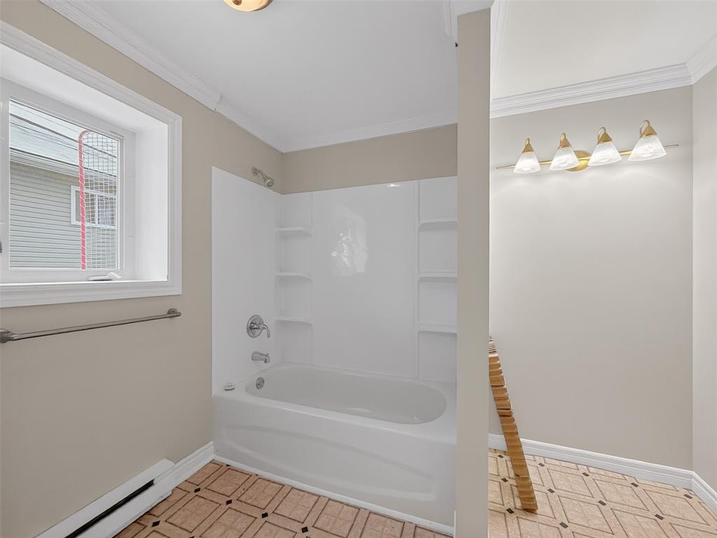 11 CREWE PLACE, CLARENVILLE, Newfoundland, Canada A5A 0A2, ,2 BathroomsBathrooms,Residential,Sale Pending,CREWE PLACE,6482