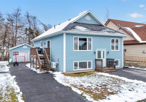 11 CREWE PLACE, CLARENVILLE, Newfoundland, Canada A5A 0A2, ,2 BathroomsBathrooms,Residential,For Sale,CREWE PLACE,6482