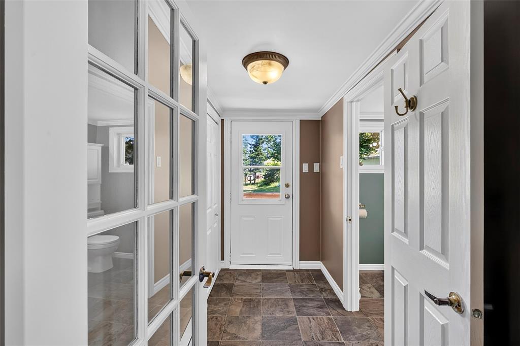 87 CONCEPTION BAY HIGHWAY, BAY ROBERTS, Newfoundland, Canada A0A 1G0, ,1 BathroomBathrooms,Residential,For Sale,CONCEPTION BAY HIGHWAY,6490