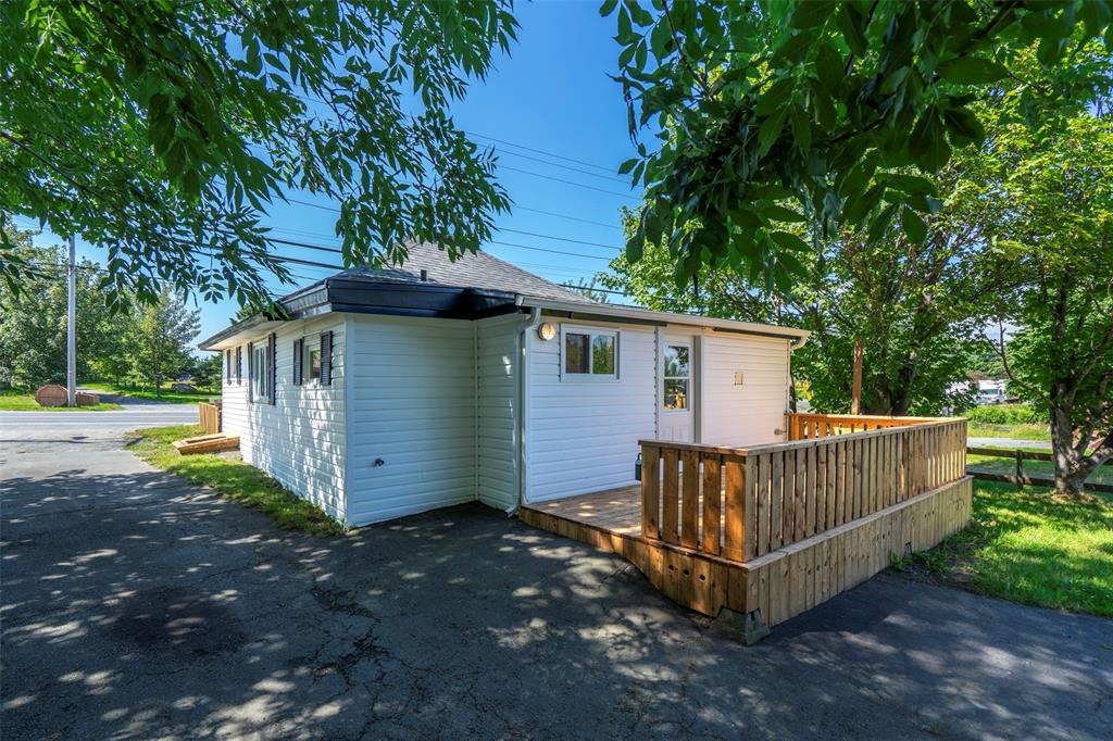 87 CONCEPTION BAY HIGHWAY, BAY ROBERTS, Newfoundland, Canada A0A 1G0, ,1 BathroomBathrooms,Residential,For Sale,CONCEPTION BAY HIGHWAY,6490