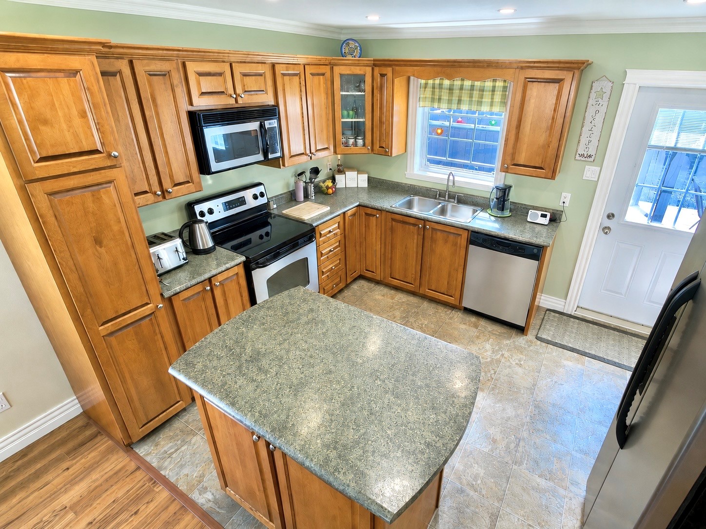 76 CLEARWATER DRIVE, CLARENVILLE, Newfoundland, Canada A5A 4P6, ,2 BathroomsBathrooms,Residential,For Sale,CLEARWATER DRIVE,6494