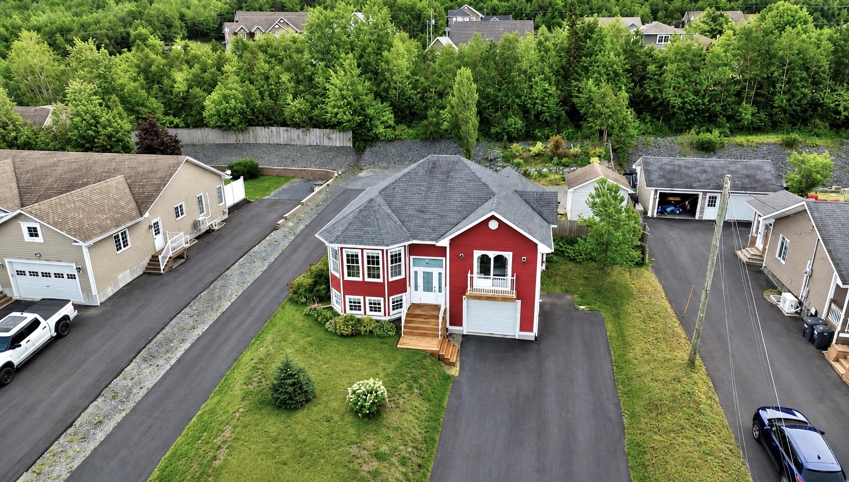 76 CLEARWATER DRIVE, CLARENVILLE, Newfoundland, Canada A5A 4P6, ,2 BathroomsBathrooms,Residential,For Sale,CLEARWATER DRIVE,6494