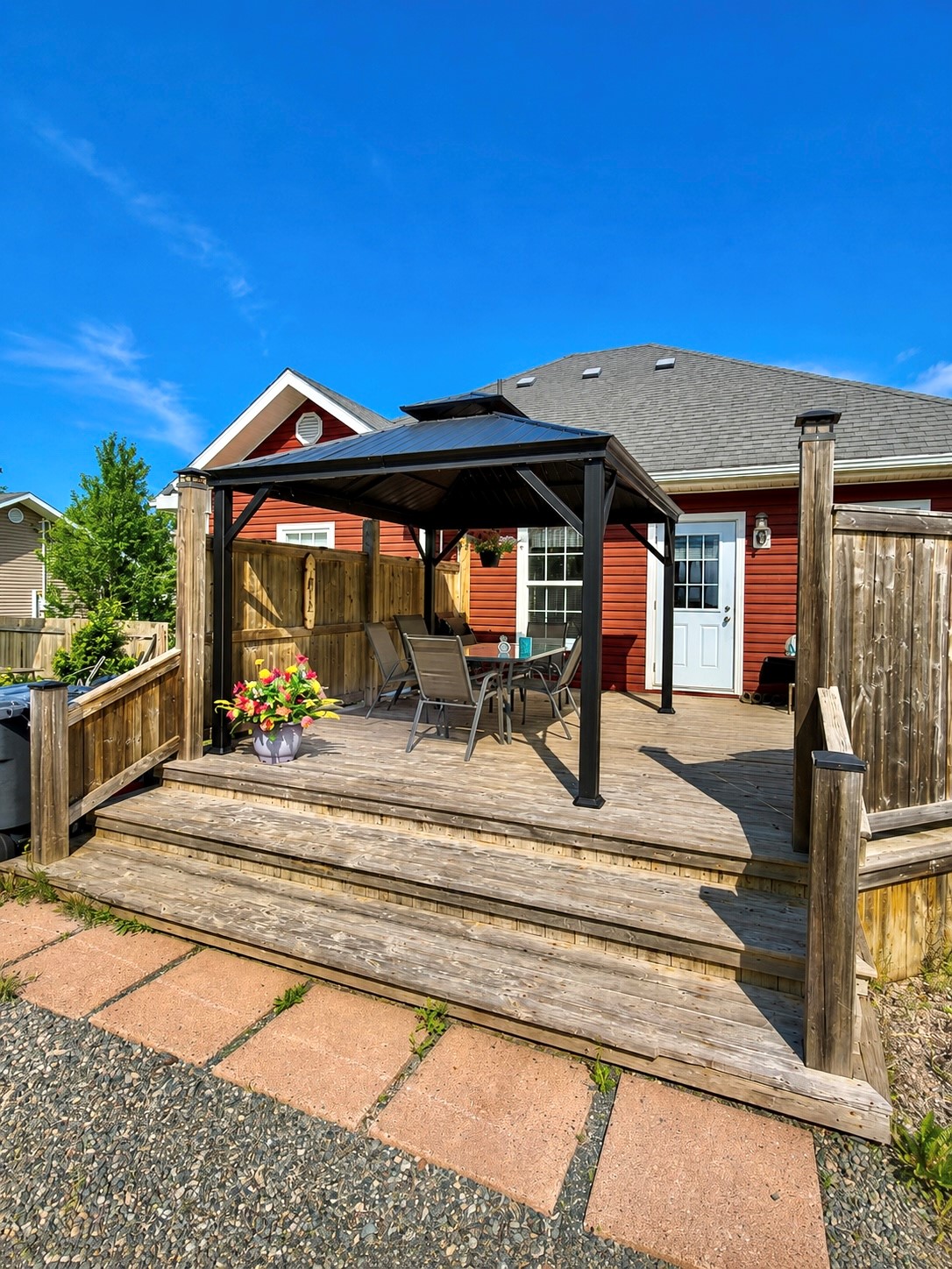 76 CLEARWATER DRIVE, CLARENVILLE, Newfoundland, Canada A5A 4P6, ,2 BathroomsBathrooms,Residential,For Sale,CLEARWATER DRIVE,6494