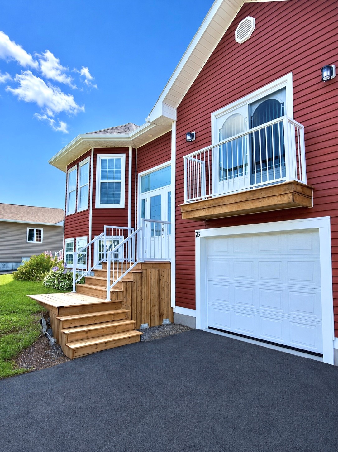76 CLEARWATER DRIVE, CLARENVILLE, Newfoundland, Canada A5A 4P6, ,2 BathroomsBathrooms,Residential,For Sale,CLEARWATER DRIVE,6494
