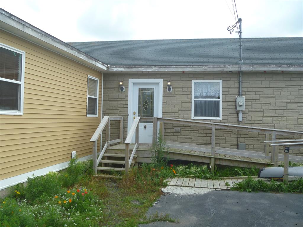 34 MAHANEYS LANE, CARBONEAR, Newfoundland, Canada A1Y 1B7, ,2 BathroomsBathrooms,Residential,For Sale,MAHANEYS LANE,6496