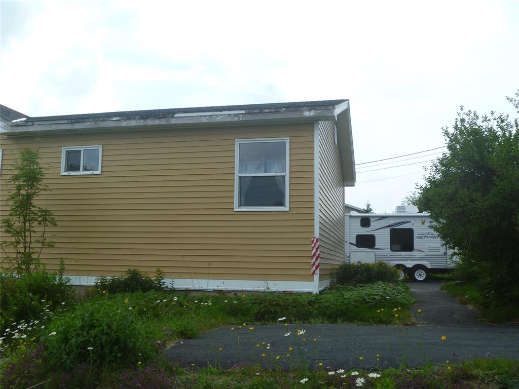 34 MAHANEYS LANE, CARBONEAR, Newfoundland, Canada A1Y 1B7, ,2 BathroomsBathrooms,Residential,For Sale,MAHANEYS LANE,6496