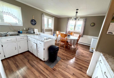 58 BALBO DRIVE, CLARENVILLE, Newfoundland, Canada A5A 4B1, ,3 BathroomsBathrooms,Residential,For Sale,BALBO DRIVE,6499
