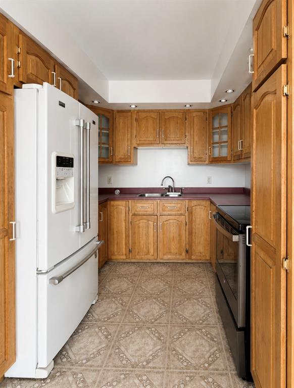 2 SCHOOL HILL, BURGOYNE'S COVE, Newfoundland, Canada A0C 1G0, ,2 BathroomsBathrooms,Residential,For Sale,SCHOOL HILL,6500
