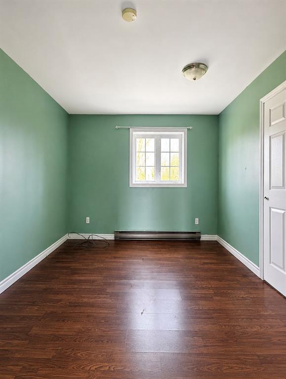 2 SCHOOL HILL, BURGOYNE'S COVE, Newfoundland, Canada A0C 1G0, ,2 BathroomsBathrooms,Residential,For Sale,SCHOOL HILL,6500