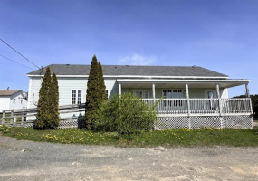 2 SCHOOL HILL, BURGOYNE'S COVE, Newfoundland, Canada A0C 1G0, ,2 BathroomsBathrooms,Residential,For Sale,SCHOOL HILL,6500