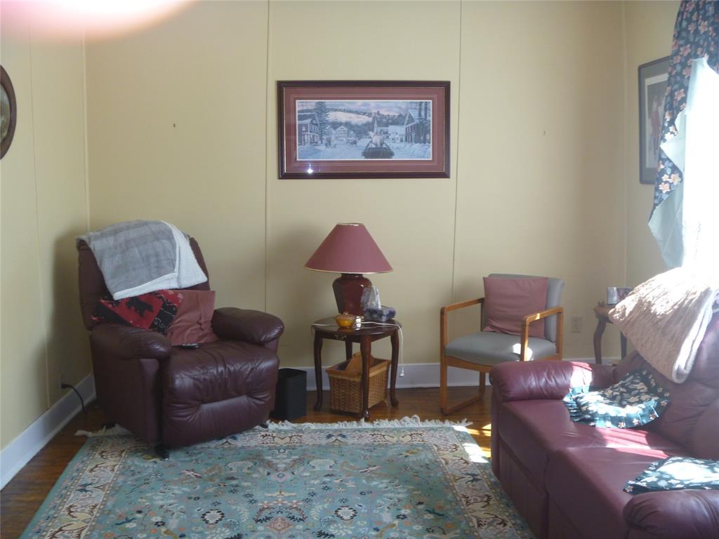 16 PATRICK STREET, CARBONEAR, Newfoundland, Canada A1Y 1B7, ,2 BathroomsBathrooms,Residential,For Sale,PATRICK STREET,6502