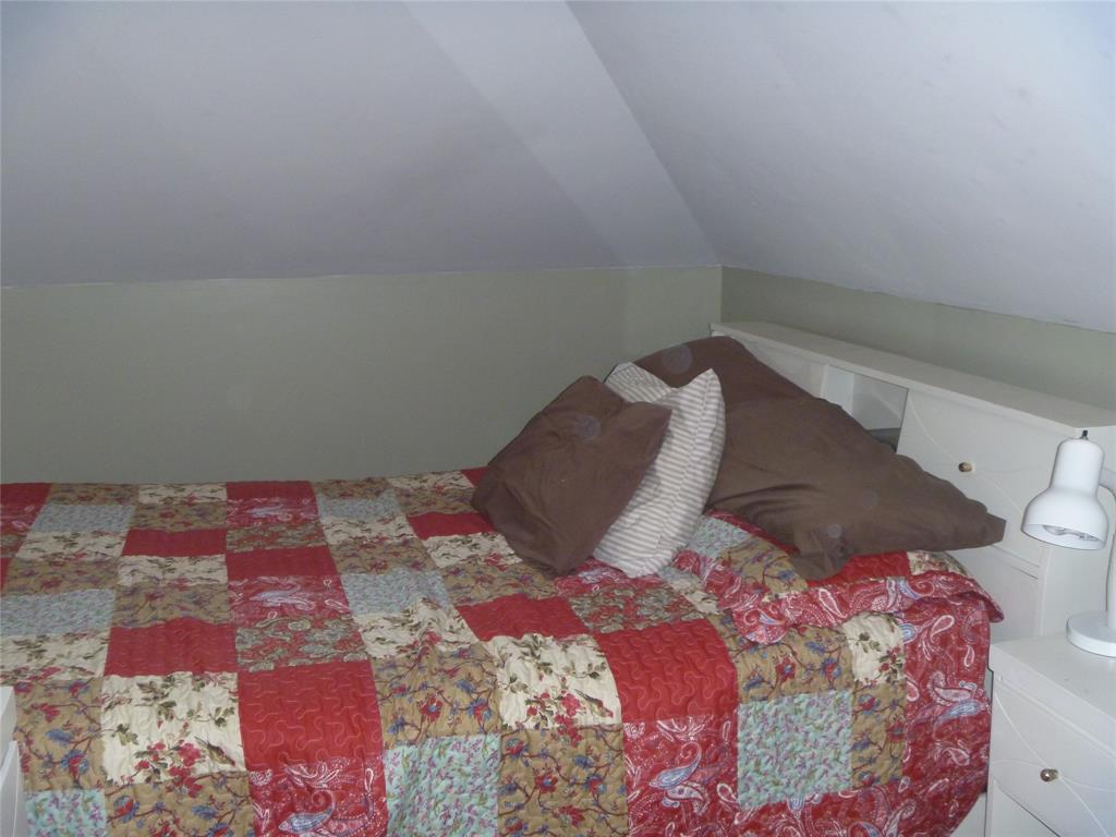 16 PATRICK STREET, CARBONEAR, Newfoundland, Canada A1Y 1B7, ,2 BathroomsBathrooms,Residential,For Sale,PATRICK STREET,6502