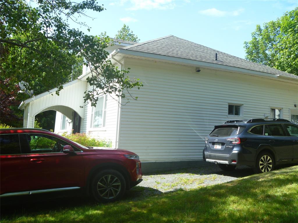 16 PATRICK STREET, CARBONEAR, Newfoundland, Canada A1Y 1B7, ,2 BathroomsBathrooms,Residential,For Sale,PATRICK STREET,6502
