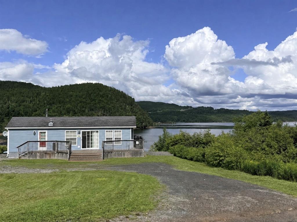 29 HARBOUR DRIVE, NORTH WEST BROOK, Newfoundland, Canada A0E 2P0, ,1 BathroomBathrooms,Residential,For Sale,HARBOUR DRIVE,6506