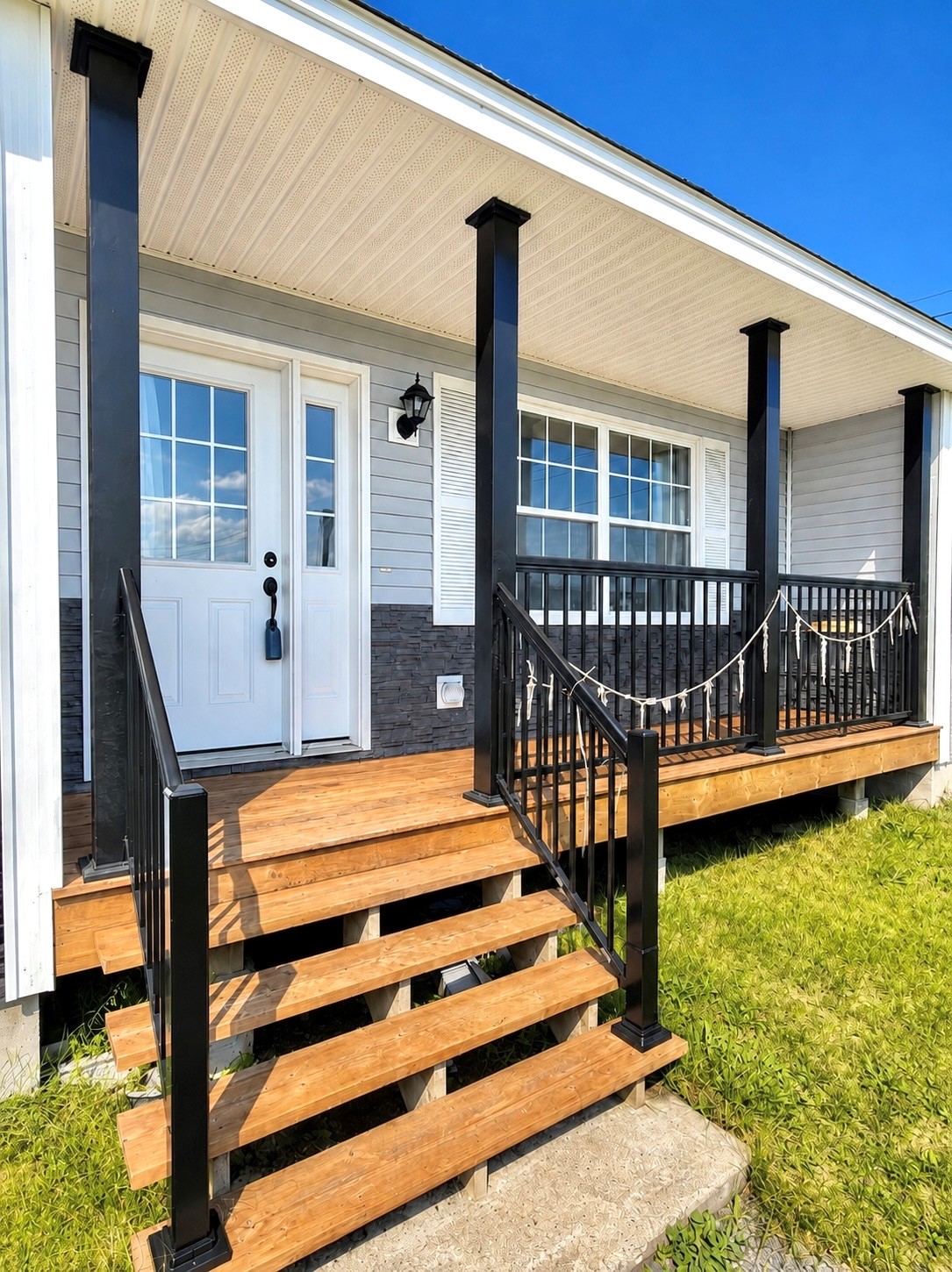 215 GOOSE BAY DRIVE, MUSGRAVETOWN, Newfoundland, Canada A0C 1Z0, ,2 BathroomsBathrooms,Residential,For Sale,GOOSE BAY DRIVE,6510