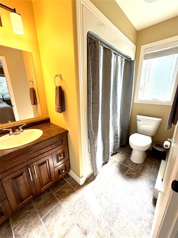 60 HIGH BIRCHY CRESCENT, CLARENVILLE, Newfoundland, Canada A5A 1H7, ,3 BathroomsBathrooms,Residential,For Sale,HIGH BIRCHY CRESCENT,6518