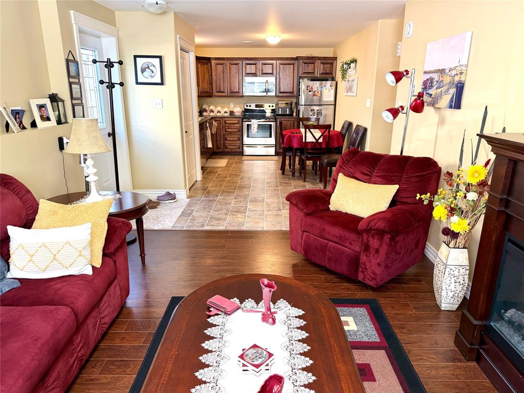 60 HIGH BIRCHY CRESCENT, CLARENVILLE, Newfoundland, Canada A5A 1H7, ,3 BathroomsBathrooms,Residential,For Sale,HIGH BIRCHY CRESCENT,6518