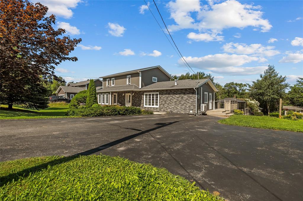 5-7 SPELLING HILL ROAD, BURIN BAY ARM, Newfoundland, Canada A0E 1G0, ,2 BathroomsBathrooms,Residential,For Sale,SPELLING HILL ROAD,6520