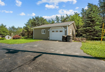5-7 SPELLING HILL ROAD, BURIN BAY ARM, Newfoundland, Canada A0E 1G0, ,2 BathroomsBathrooms,Residential,For Sale,SPELLING HILL ROAD,6520 5-7 SPELLING HILL ROAD, BURIN BAY ARM, Newfoundland, Canada A0E 1G0, ,2 BathroomsBathrooms,Residential,For Sale,SPELLING HILL ROAD,6520