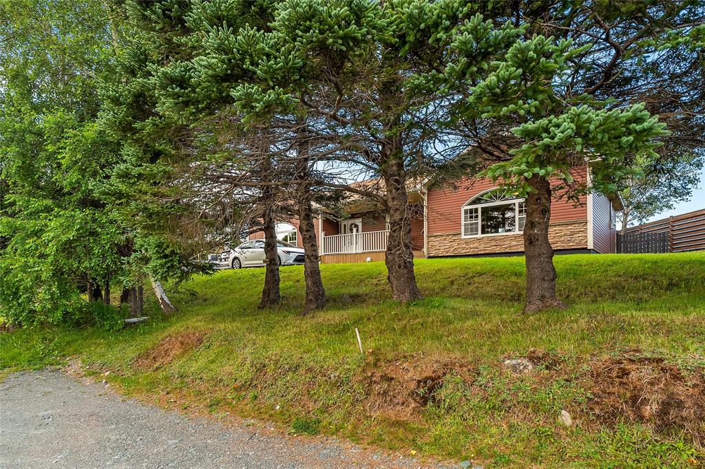 738-742 VILLE MARIE DRIVE, MARYSTOWN, Newfoundland, Canada A0E 2M0, ,2 BathroomsBathrooms,Residential,For Sale,VILLE MARIE DRIVE,6522