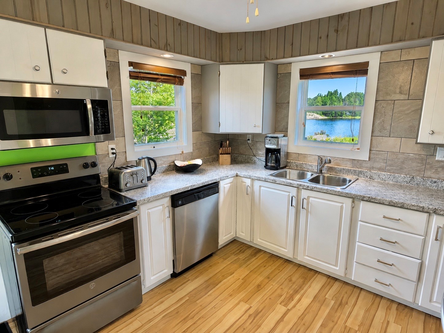 291 SNOOK'S HARBOUR ROAD, SNOOK'S HARBOUR, Newfoundland, Canada A5A 3A1, ,1 BathroomBathrooms,Residential,For Sale,SNOOK'S HARBOUR ROAD,6524