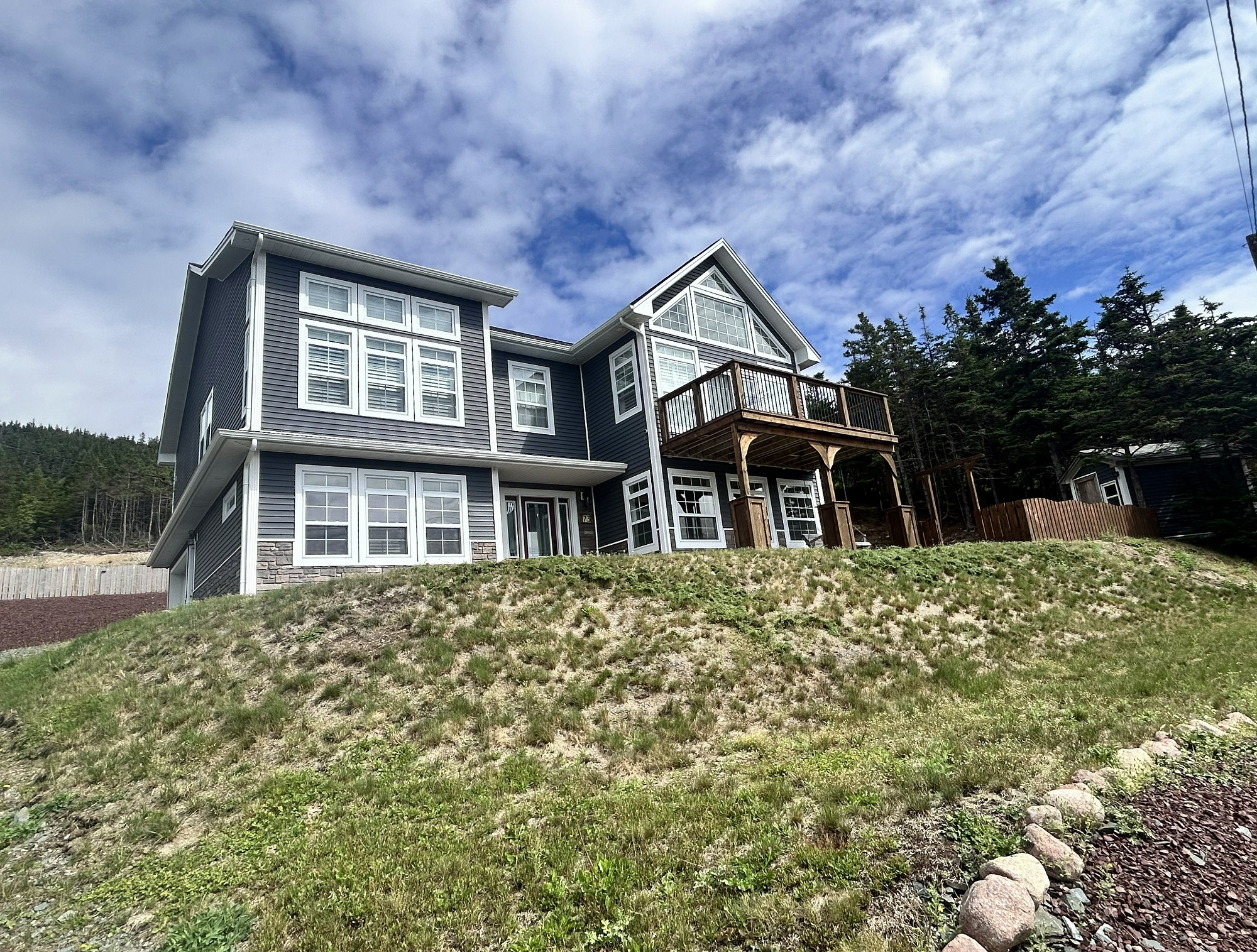 73A MAIN ROAD, ST. BERNARDS-JACQUE FONTAINE, Newfoundland, Canada A0E 2T0, ,3 BathroomsBathrooms,Residential,For Sale,MAIN ROAD,6526