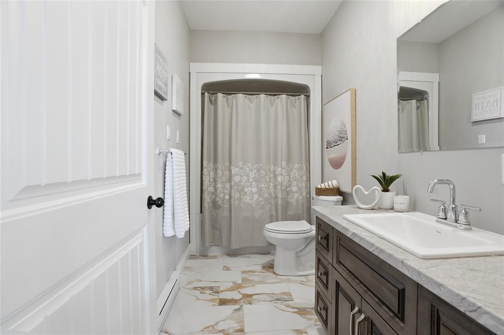 73A MAIN ROAD, ST. BERNARDS-JACQUE FONTAINE, Newfoundland, Canada A0E 2T0, ,3 BathroomsBathrooms,Residential,For Sale,MAIN ROAD,6526
