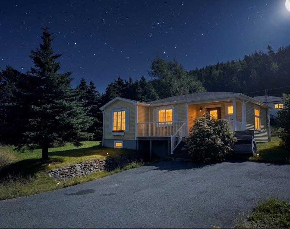 28 COUNTRY ROAD, HODGE'S COVE, Newfoundland, Canada A0E 2A0, ,1 BathroomBathrooms,Residential,For Sale,COUNTRY ROAD,6529
