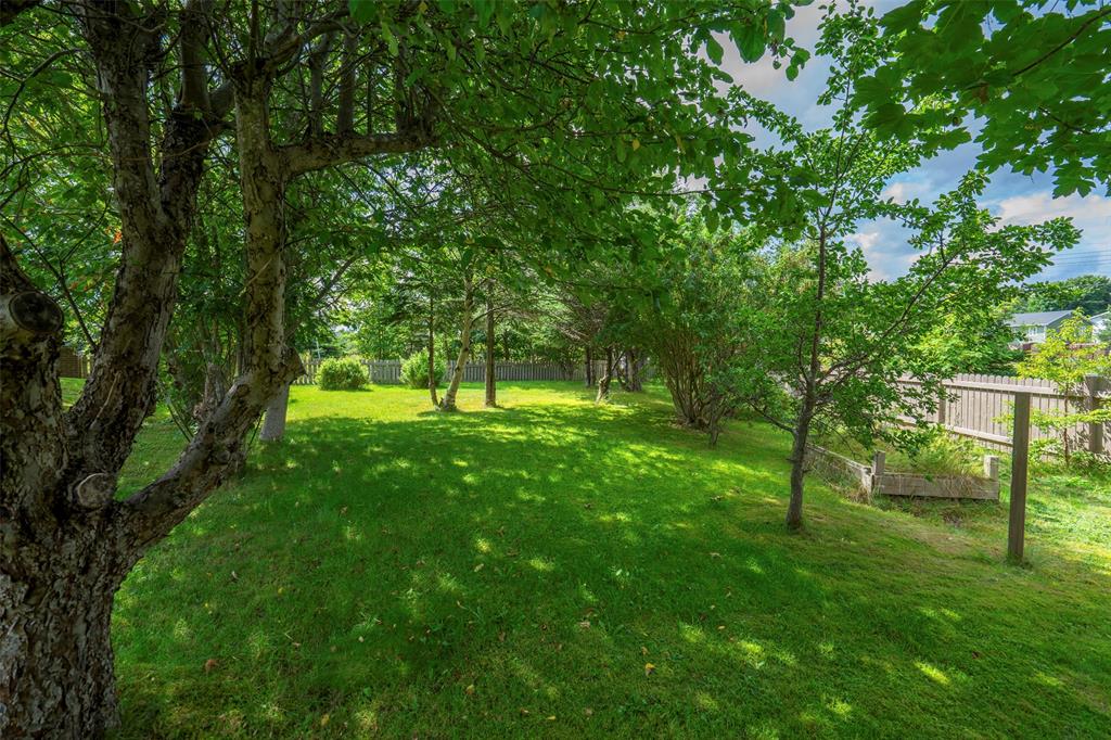 12 NEW ROAD HILL, BAY ROBERTS, Newfoundland, Canada A0A 3V0, ,1 BathroomBathrooms,Residential,For Sale,NEW ROAD HILL,6530