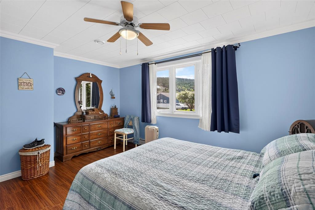 12 NEW ROAD HILL, BAY ROBERTS, Newfoundland, Canada A0A 3V0, ,1 BathroomBathrooms,Residential,For Sale,NEW ROAD HILL,6530