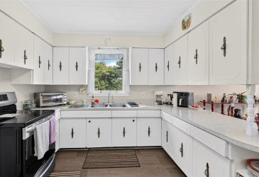 12 NEW ROAD HILL, BAY ROBERTS, Newfoundland, Canada A0A 3V0, ,1 BathroomBathrooms,Residential,For Sale,NEW ROAD HILL,6530 12 NEW ROAD HILL, BAY ROBERTS, Newfoundland, Canada A0A 3V0, ,1 BathroomBathrooms,Residential,For Sale,NEW ROAD HILL,6530