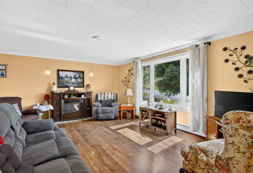 12 NEW ROAD HILL, BAY ROBERTS, Newfoundland, Canada A0A 3V0, ,1 BathroomBathrooms,Residential,For Sale,NEW ROAD HILL,6530 12 NEW ROAD HILL, BAY ROBERTS, Newfoundland, Canada A0A 3V0, ,1 BathroomBathrooms,Residential,For Sale,NEW ROAD HILL,6530