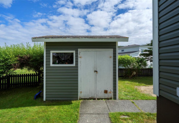12 NEW ROAD HILL, BAY ROBERTS, Newfoundland, Canada A0A 3V0, ,1 BathroomBathrooms,Residential,For Sale,NEW ROAD HILL,6530 12 NEW ROAD HILL, BAY ROBERTS, Newfoundland, Canada A0A 3V0, ,1 BathroomBathrooms,Residential,For Sale,NEW ROAD HILL,6530