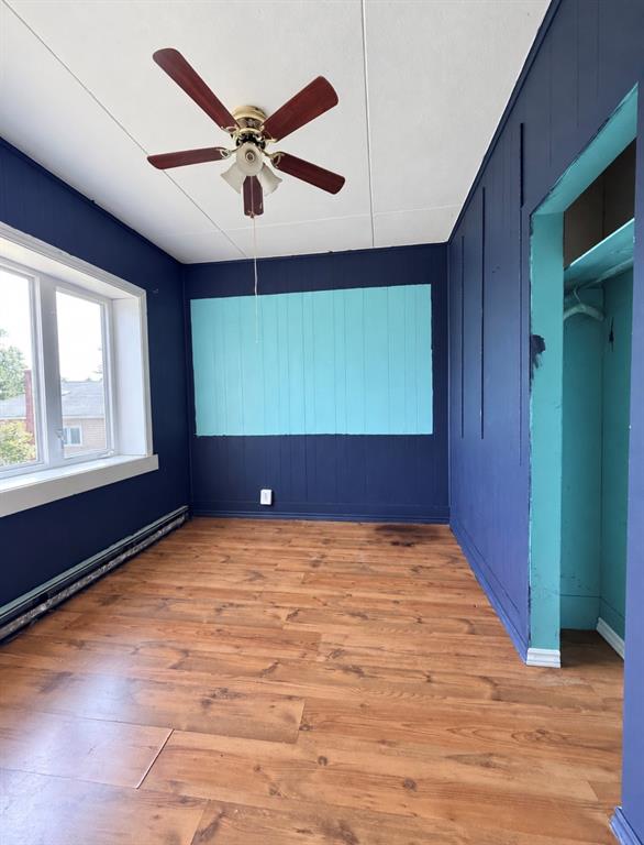 94 MEMORIAL DRIVE, CLARENVILLE, Newfoundland, Canada A5A 1N4, ,2 BathroomsBathrooms,Residential,For Sale,MEMORIAL DRIVE,6531