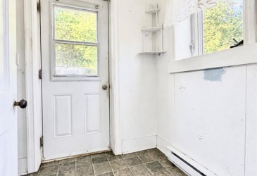 94 MEMORIAL DRIVE, CLARENVILLE, Newfoundland, Canada A5A 1N4, ,2 BathroomsBathrooms,Residential,For Sale,MEMORIAL DRIVE,6531 94 MEMORIAL DRIVE, CLARENVILLE, Newfoundland, Canada A5A 1N4, ,2 BathroomsBathrooms,Residential,For Sale,MEMORIAL DRIVE,6531